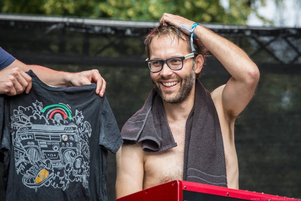 Na Metronome festivalu řádil Iggy Pop, předvedli se i Kooks a Ella Eyre