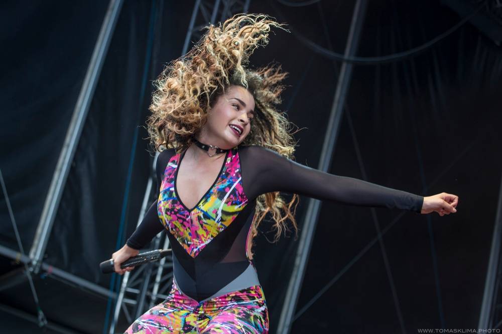 Na Metronome festivalu řádil Iggy Pop, předvedli se i Kooks a Ella Eyre