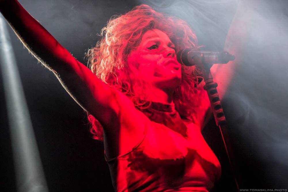 Na Metronome festivalu řádil Iggy Pop, předvedli se i Kooks a Ella Eyre