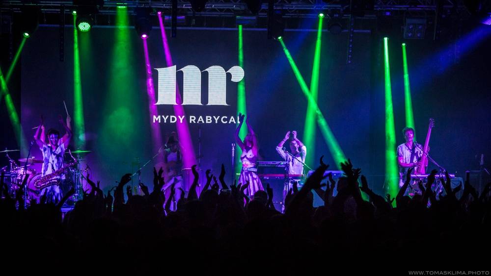 Na Metronome festivalu řádil Iggy Pop, předvedli se i Kooks a Ella Eyre