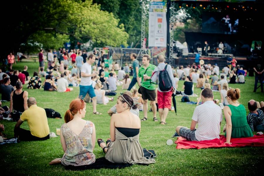 V sobotu na United Islands Of Prague vystoupili Emma Smetana nebo Carpet Cabinet. Program narušila bouřka