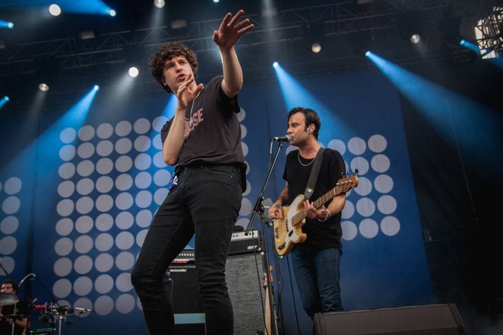 Metronome festival neohrozilo ani krupobití: Iggy Pop, Kooks, Ella Eyre i Mydy Rabycad ovládli pódium