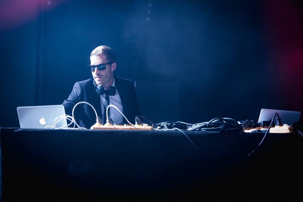 Metronome festival neohrozilo ani krupobití: Iggy Pop, Kooks, Ella Eyre i Mydy Rabycad ovládli pódium