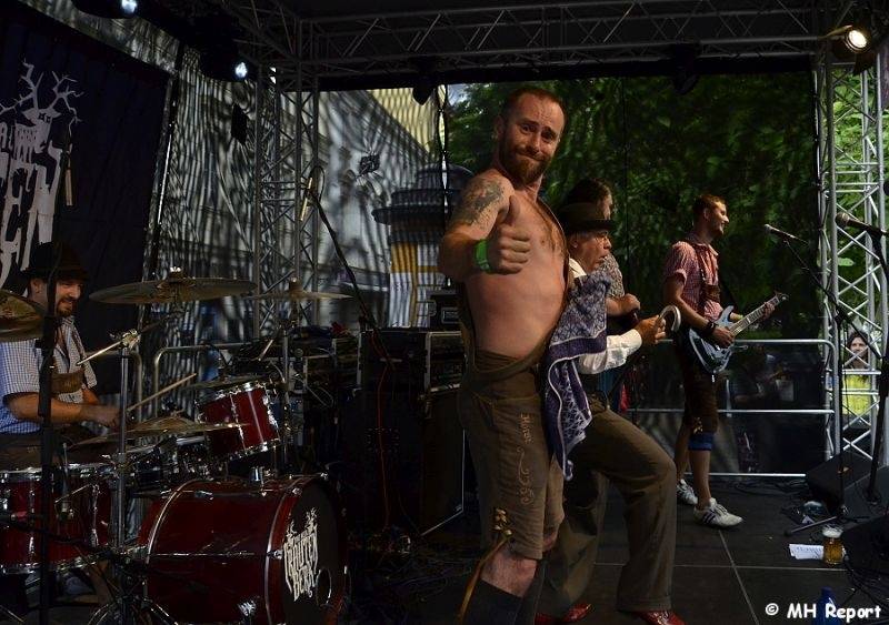 Sobota v Plzni patřila pivařům: v rámci Gambrinus dne vystoupili The Prostitutes, Trautenberk nebo Kníry