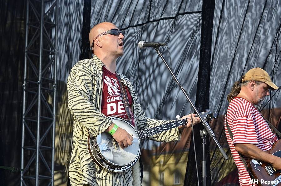 Sobota v Plzni patřila pivařům: v rámci Gambrinus dne vystoupili The Prostitutes, Trautenberk nebo Kníry