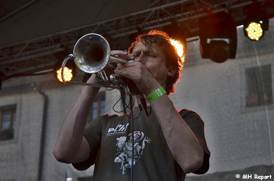 Sobota v Plzni patřila pivařům: v rámci Gambrinus dne vystoupili The Prostitutes, Trautenberk nebo Kníry