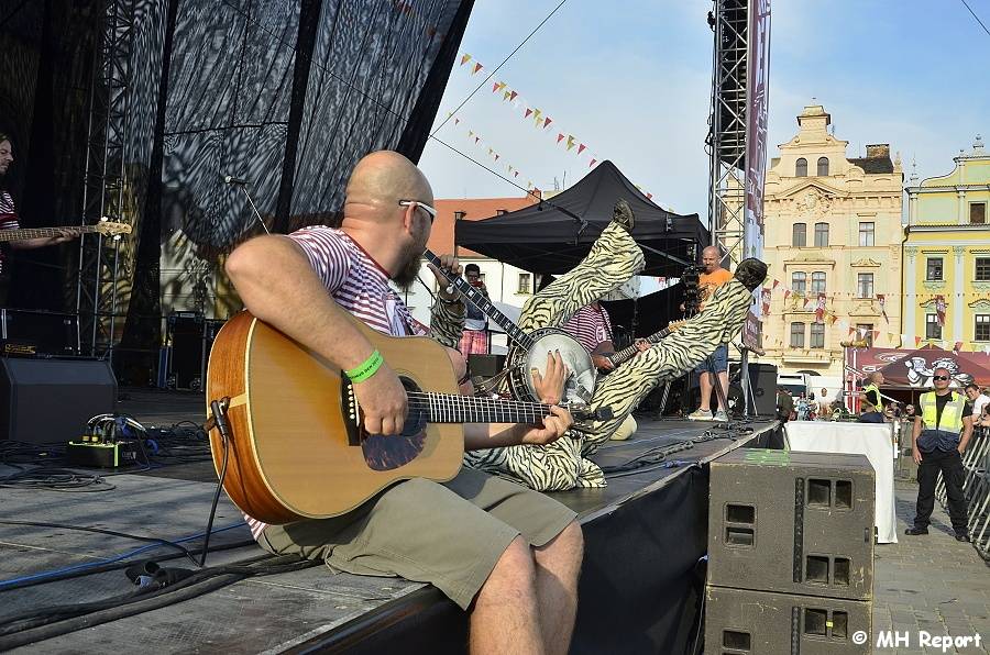 Sobota v Plzni patřila pivařům: v rámci Gambrinus dne vystoupili The Prostitutes, Trautenberk nebo Kníry