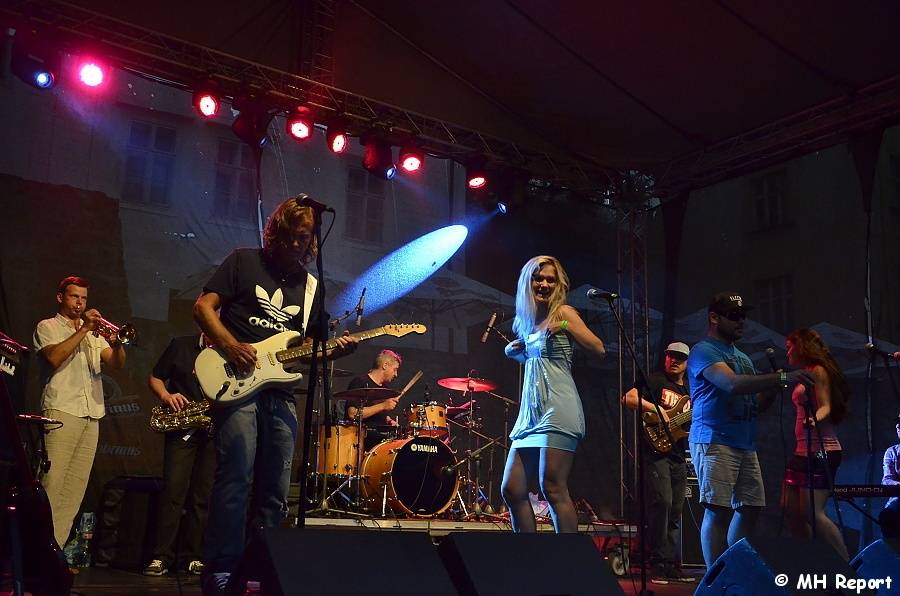 Sobota v Plzni patřila pivařům: v rámci Gambrinus dne vystoupili The Prostitutes, Trautenberk nebo Kníry