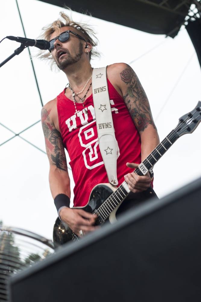 Na festivalu Přeštěnice zářili Majk Spirit i Thom Artway, finále programu zhatila bouřka