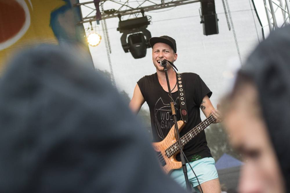 Na festivalu Přeštěnice zářili Majk Spirit i Thom Artway, finále programu zhatila bouřka