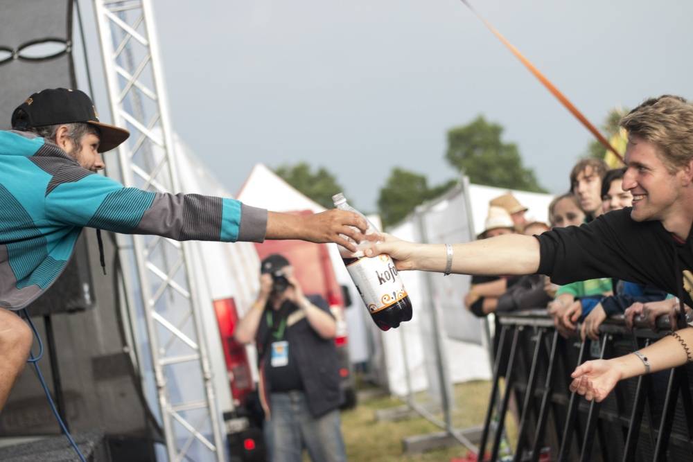 Na festivalu Přeštěnice zářili Majk Spirit i Thom Artway, finále programu zhatila bouřka