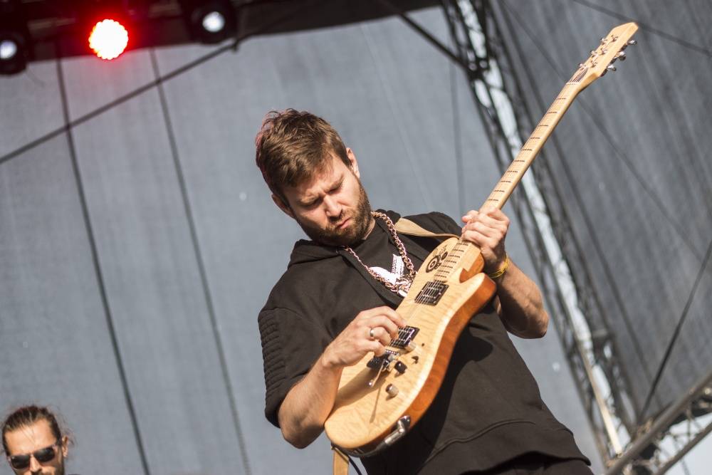 Na festivalu Přeštěnice zářili Majk Spirit i Thom Artway, finále programu zhatila bouřka