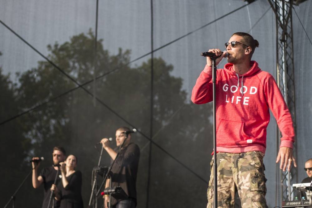 Na festivalu Přeštěnice zářili Majk Spirit i Thom Artway, finále programu zhatila bouřka