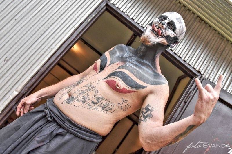 Ve Svojšicích u Pardubic vzplál poprvé Plameny Rockfest: došlo na Dymytry, Škwor, Arakain i ohnivou show