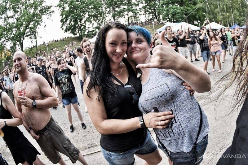 Ve Svojšicích u Pardubic vzplál poprvé Plameny Rockfest: došlo na Dymytry, Škwor, Arakain i ohnivou show