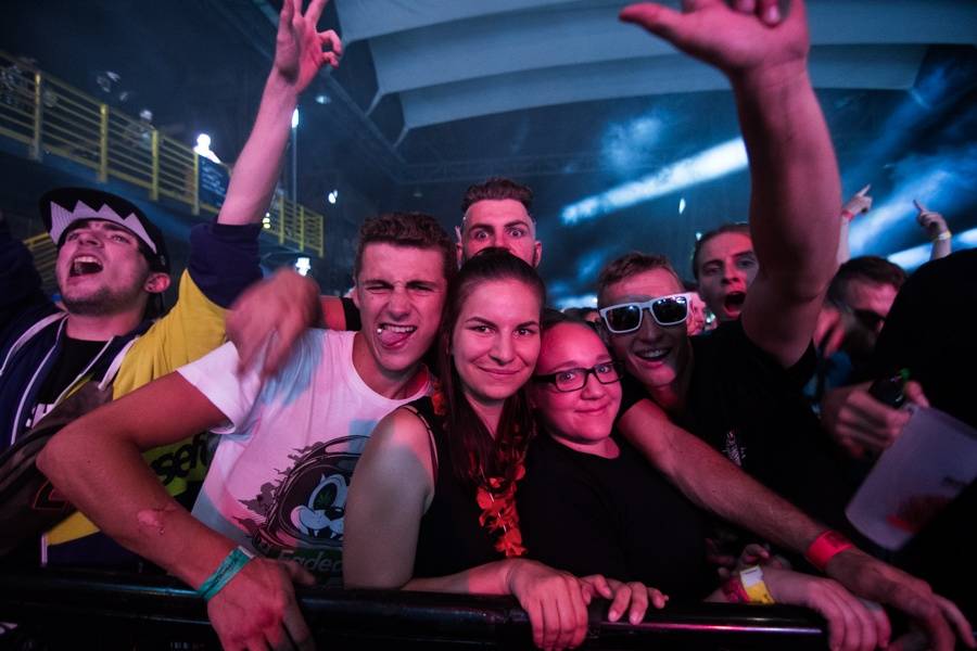 Elektronická hudba ovládla Ostravu: Festival Beats for Love roztančil v první den tisíce lidí
