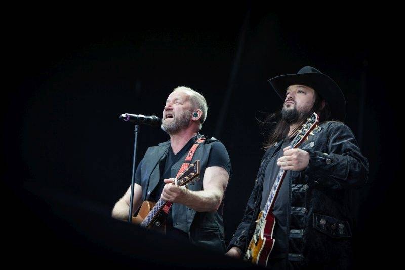 Lucie naordinovala Šrouby do hlavy i Pražanům! 30 let oslavila v Edenu