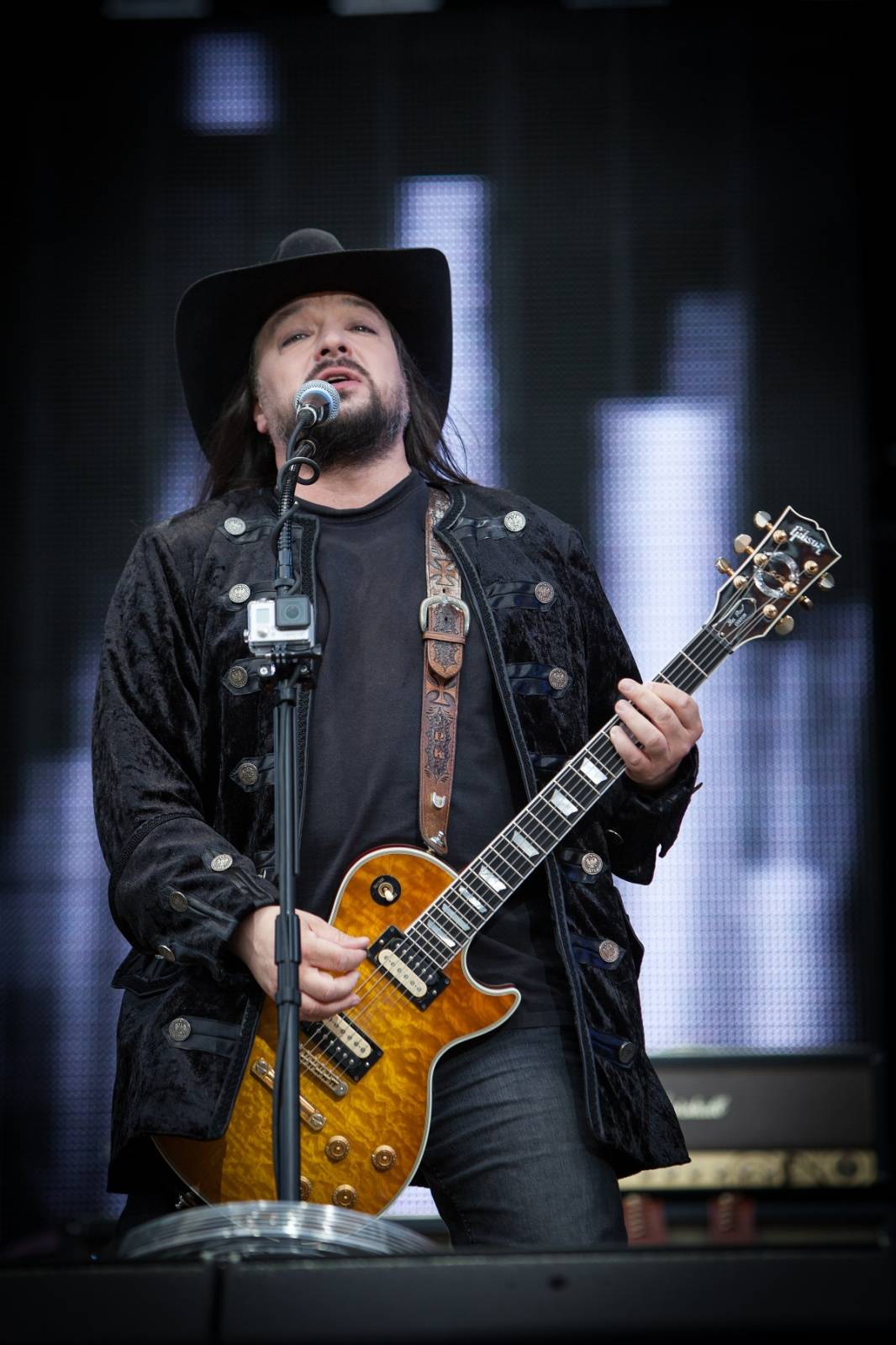 Lucie naordinovala Šrouby do hlavy i Pražanům! 30 let oslavila v Edenu