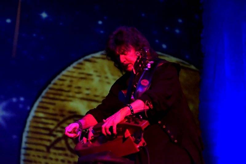 Do Prahy zavítala renesance: Blackmore's Night hráli v Lucerně