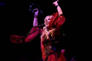 Do Prahy zavítala renesance: Blackmore's Night hráli v Lucerně