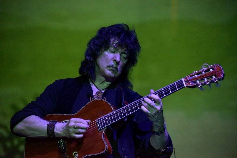 Do Prahy zavítala renesance: Blackmore's Night hráli v Lucerně