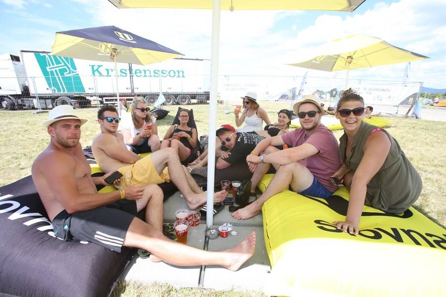 Slovenský Topfest: Druhému dni kralovali Darkness, Rival Sons, Chinaski i letní počasí