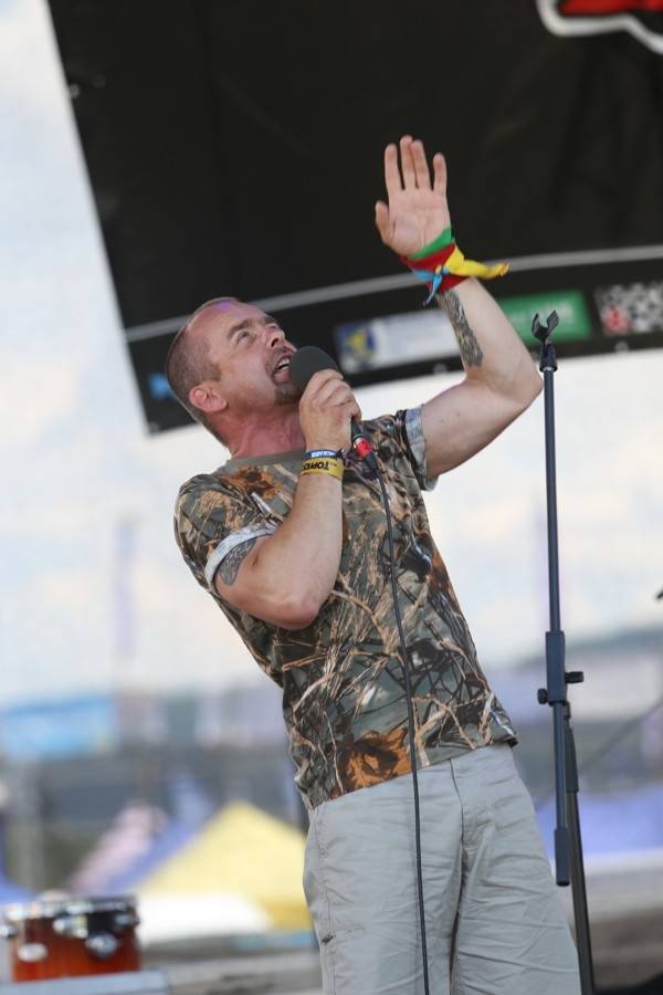 Slovenský Topfest: Druhému dni kralovali Darkness, Rival Sons, Chinaski i letní počasí