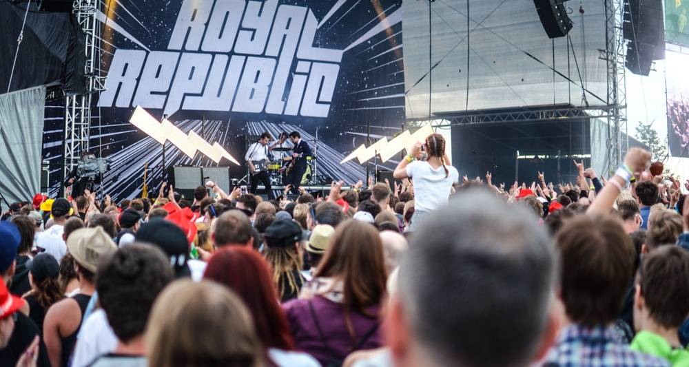 První den Rock for People nezklamal! V Hradci Králové zářili Skillet, Nero či Royal Republic