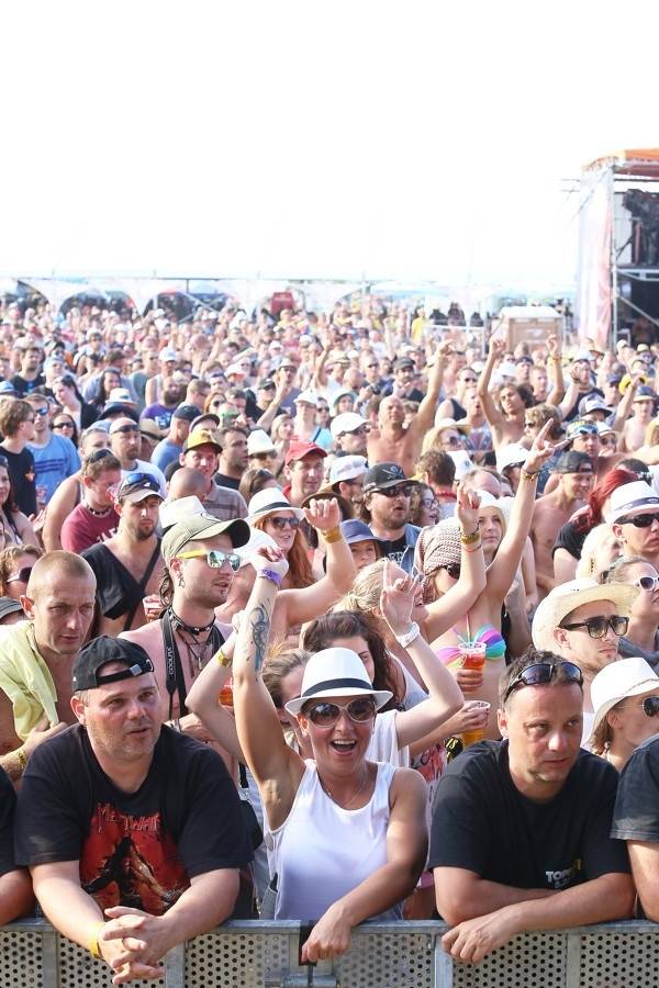 Topfest vrcholil: Velké finále ovládli Kabát a následná bouřka