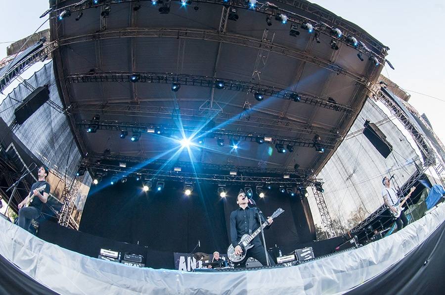 Rock for People uzavřeli Massive Attack, Enter Shikari, The 1975, Anti-Flag a CHVRCHES