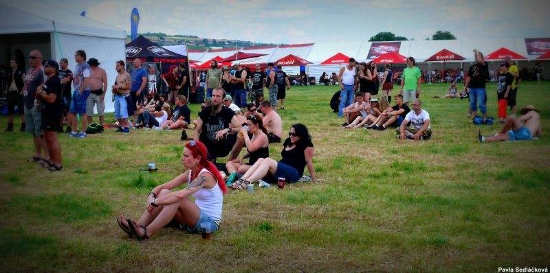 Spálené Poříčí žilo tvrdou muzikou. Přijeli Orphaned Land, Dymytry i Arakain