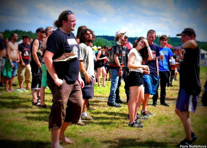 Spálené Poříčí žilo tvrdou muzikou. Přijeli Orphaned Land, Dymytry i Arakain