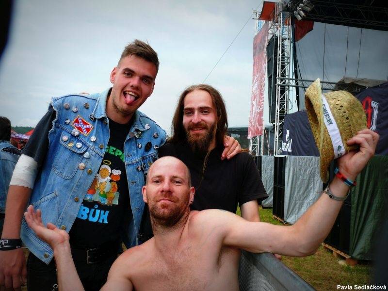 Spálené Poříčí žilo tvrdou muzikou. Přijeli Orphaned Land, Dymytry i Arakain