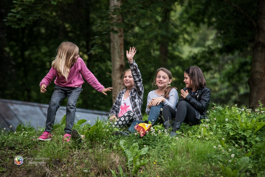 Aneta Langerová s Karlovarským symfonickým orchestrem postavila fanoušky na nohy 