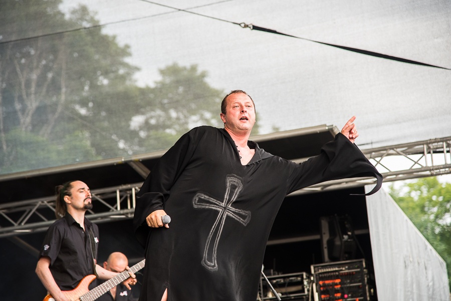 V Holýšově odstartoval ďábelský mejdan. Festival Pekelný ostrov vítá Rybičky 48 nebo Chinaski