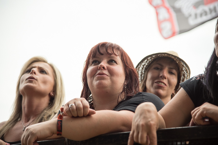 V Holýšově odstartoval ďábelský mejdan. Festival Pekelný ostrov vítá Rybičky 48 nebo Chinaski