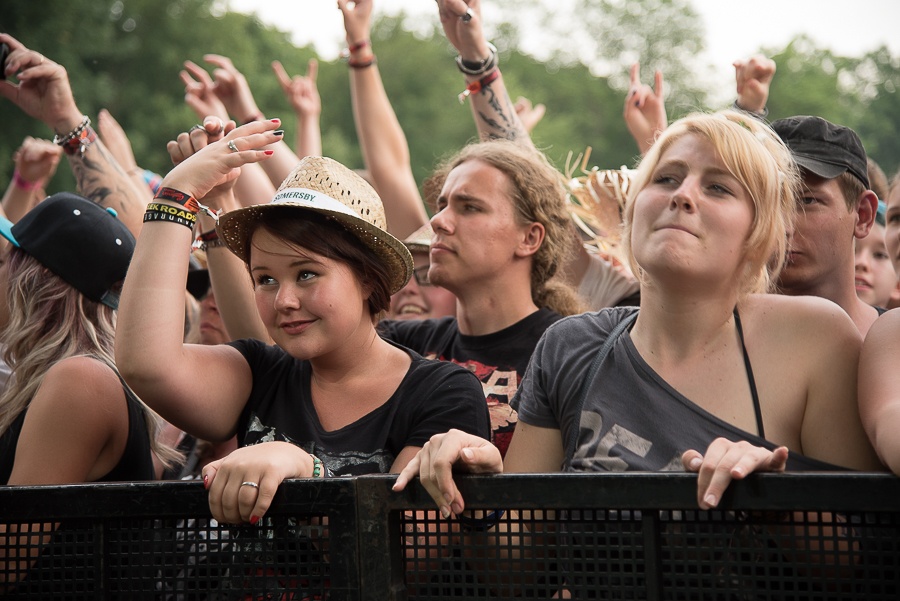 V Holýšově odstartoval ďábelský mejdan. Festival Pekelný ostrov vítá Rybičky 48 nebo Chinaski
