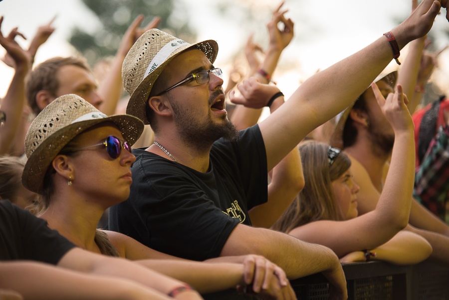 V Holýšově odstartoval ďábelský mejdan. Festival Pekelný ostrov vítá Rybičky 48 nebo Chinaski