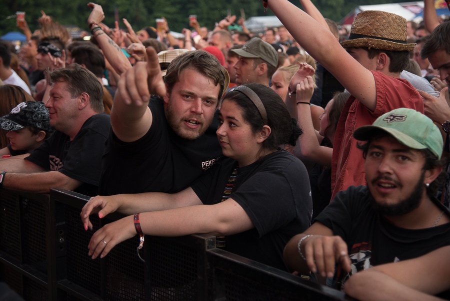 V Holýšově odstartoval ďábelský mejdan. Festival Pekelný ostrov vítá Rybičky 48 nebo Chinaski