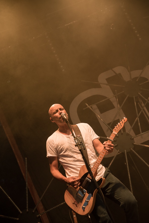 V Holýšově odstartoval ďábelský mejdan. Festival Pekelný ostrov vítá Rybičky 48 nebo Chinaski