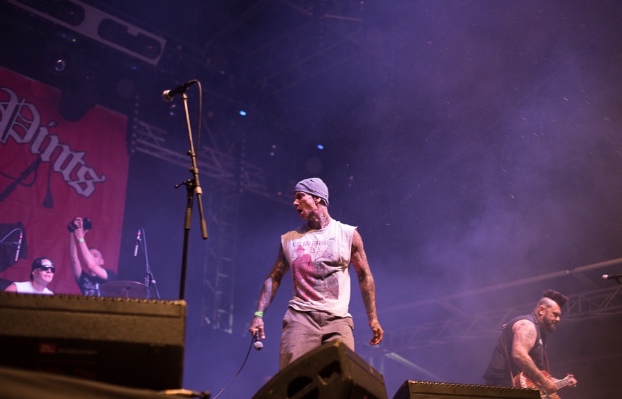 V Holýšově odstartoval ďábelský mejdan. Festival Pekelný ostrov vítá Rybičky 48 nebo Chinaski