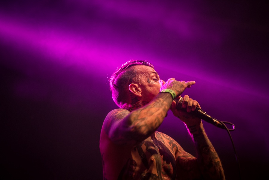 V Holýšově odstartoval ďábelský mejdan. Festival Pekelný ostrov vítá Rybičky 48 nebo Chinaski