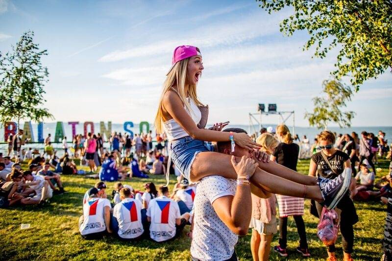 Balaton Sound: Desátý ročník oslavili Macklemore, Martin Garrix, Armin van Buuren i Chris Brown