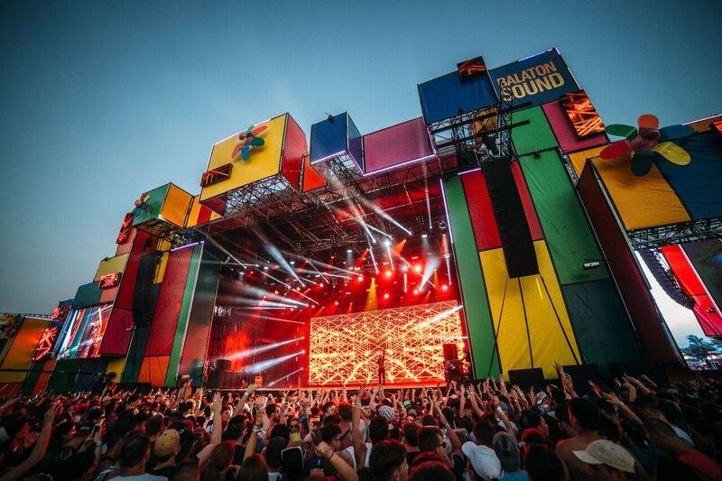 Balaton Sound: Desátý ročník oslavili Macklemore, Martin Garrix, Armin van Buuren i Chris Brown