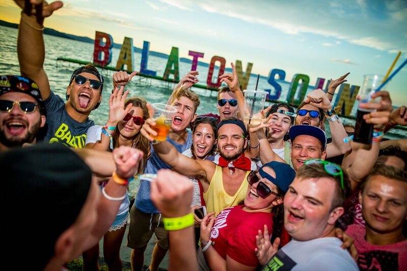 Balaton Sound: Desátý ročník oslavili Macklemore, Martin Garrix, Armin van Buuren i Chris Brown