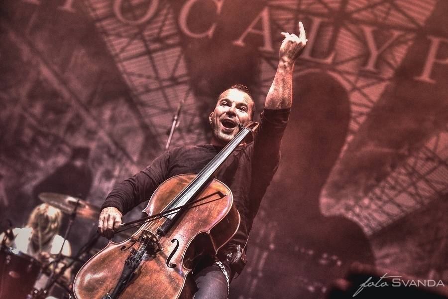 Masters Of Rock odstartovali Apocalyptica, Testament, Škwor a déšť