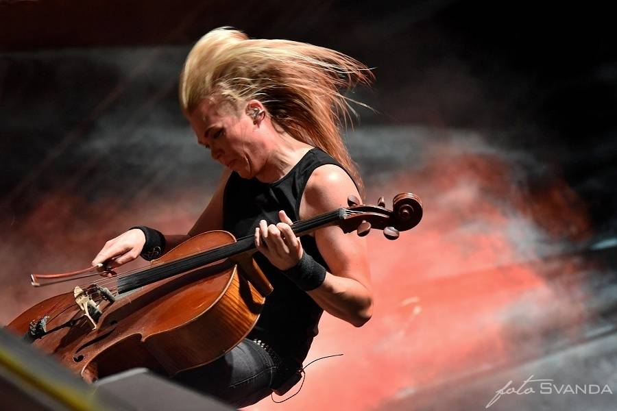 Masters Of Rock odstartovali Apocalyptica, Testament, Škwor a déšť