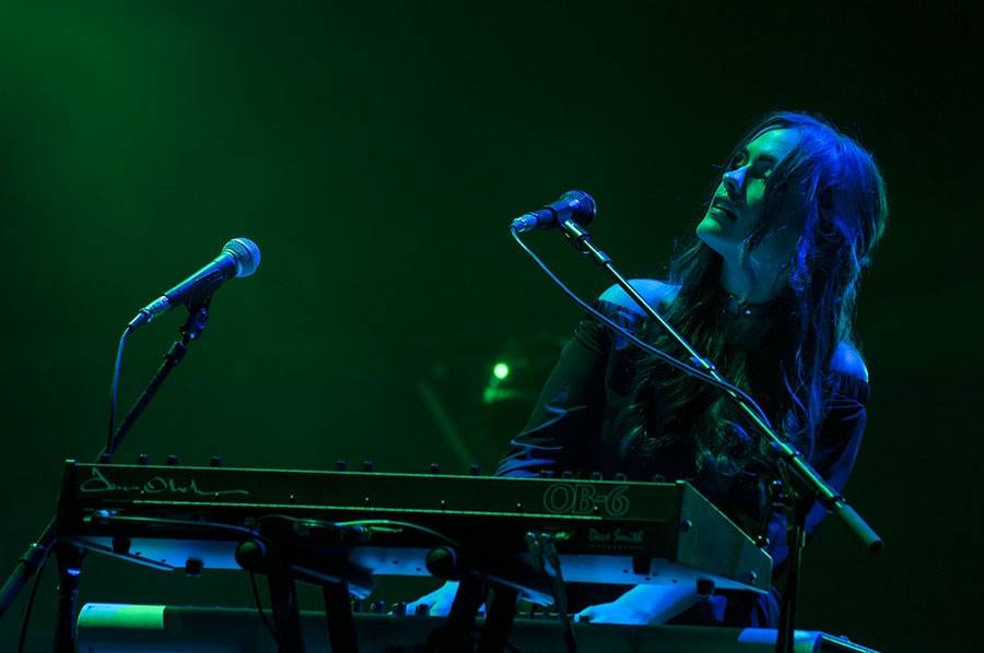 Colours Of Ostrava, den první: Déšť zábavu nepokazil, hráli Tame Impala i M83