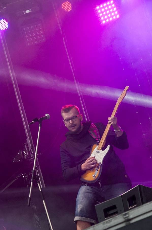 Colours Of Ostrava, den první: Déšť zábavu nepokazil, hráli Tame Impala i M83