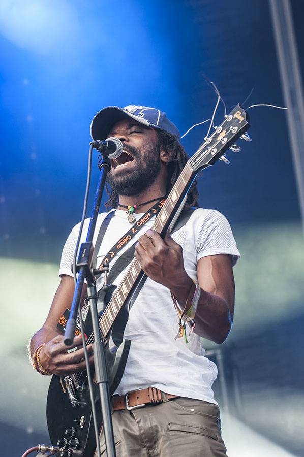 Druhý den Colours ovládli Of Monsters And Men a Aurora